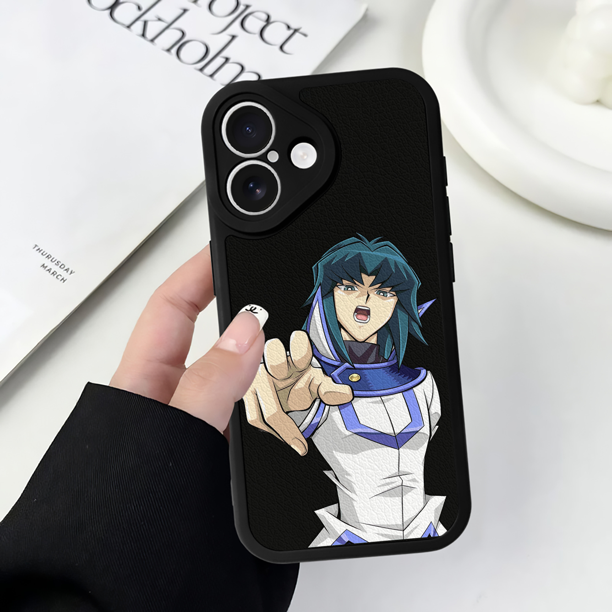 遊☆戯☆王 Yu-Gi-Oh! 【iPhone 16シリーズ対応】シリコンスマホケース（レザー調） 材質：シリコン
